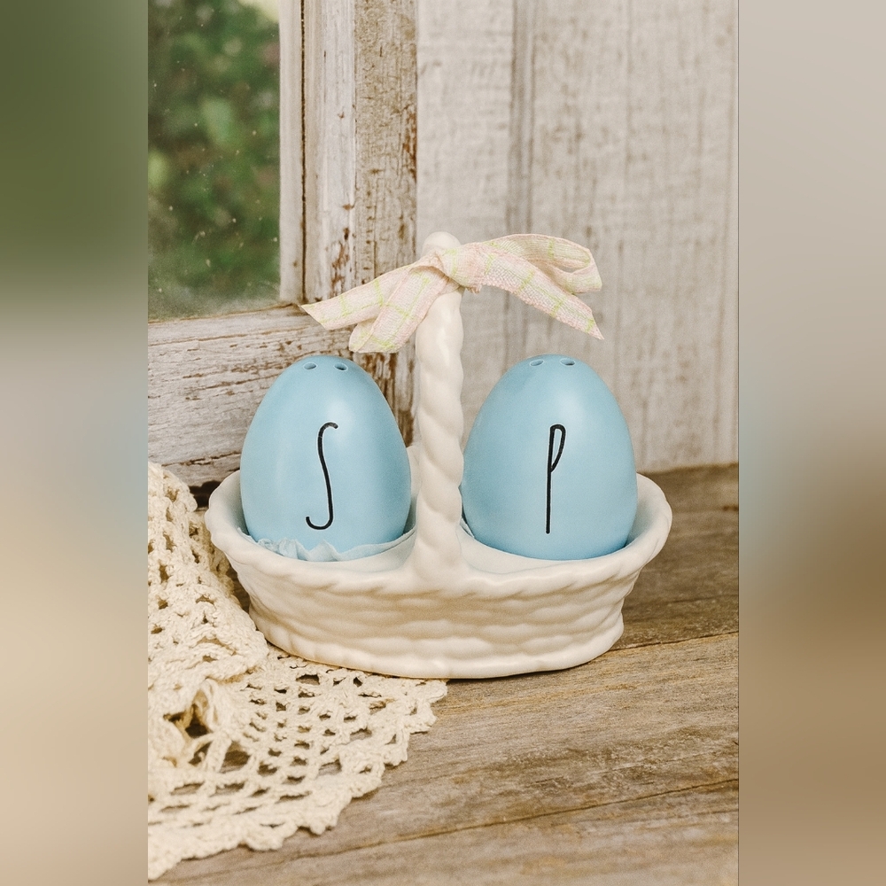 New Rae Dunn Artisan Collection Ceramic Salt & Pepper Egg Shakers Easter
